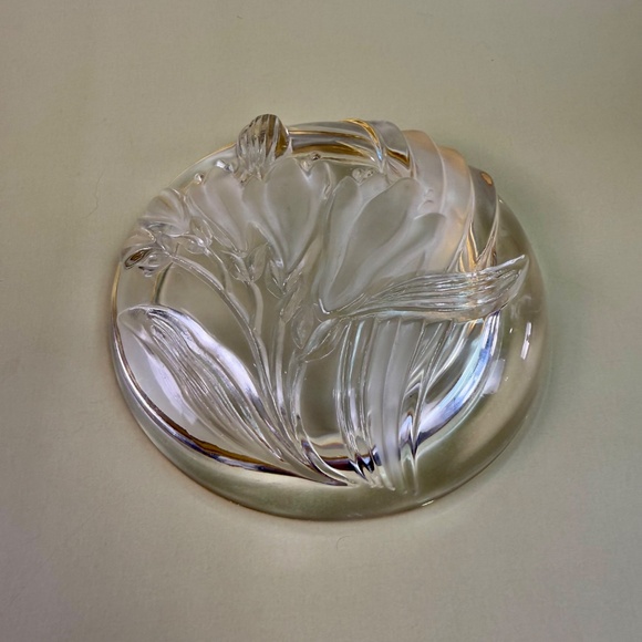 Mikasa Parisian Frosted Iris Glass Dish with Gold Trim – 1980s, Made in Japan - Picture 2 of 15